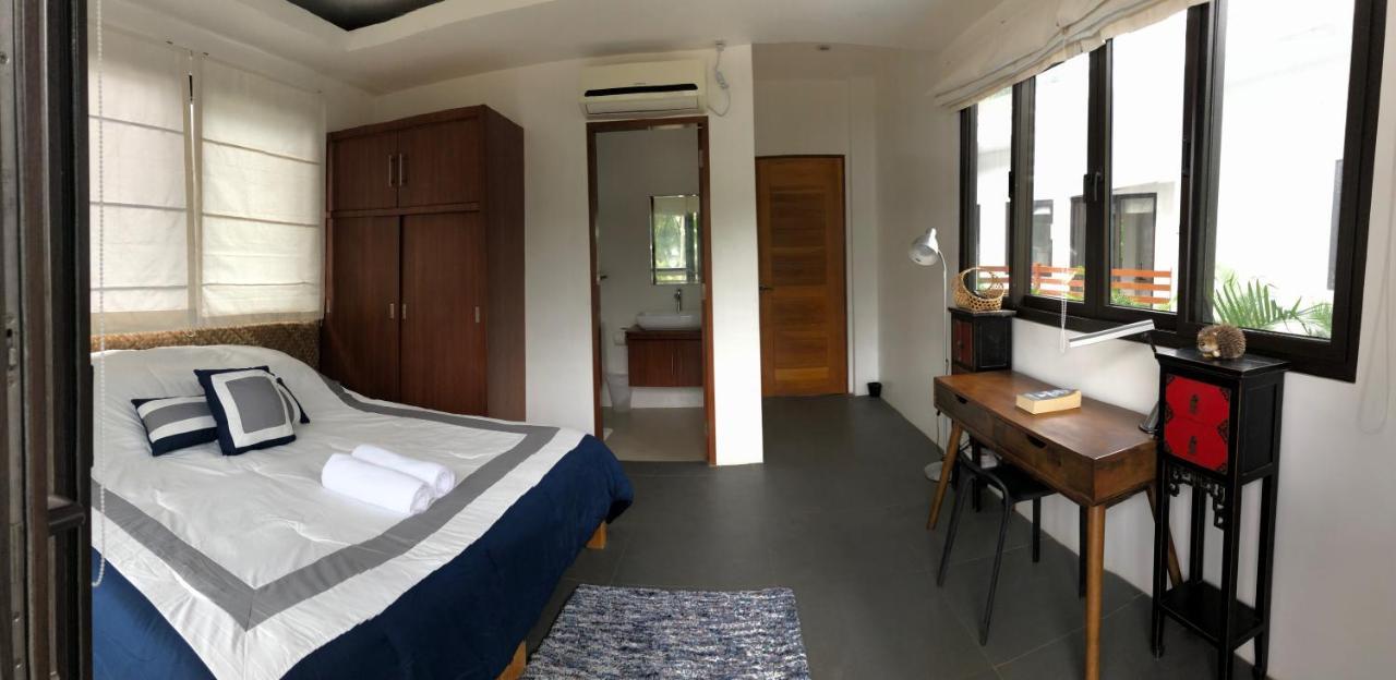 The Whitehouse By The Sea Villa Panglao Exteriör bild
